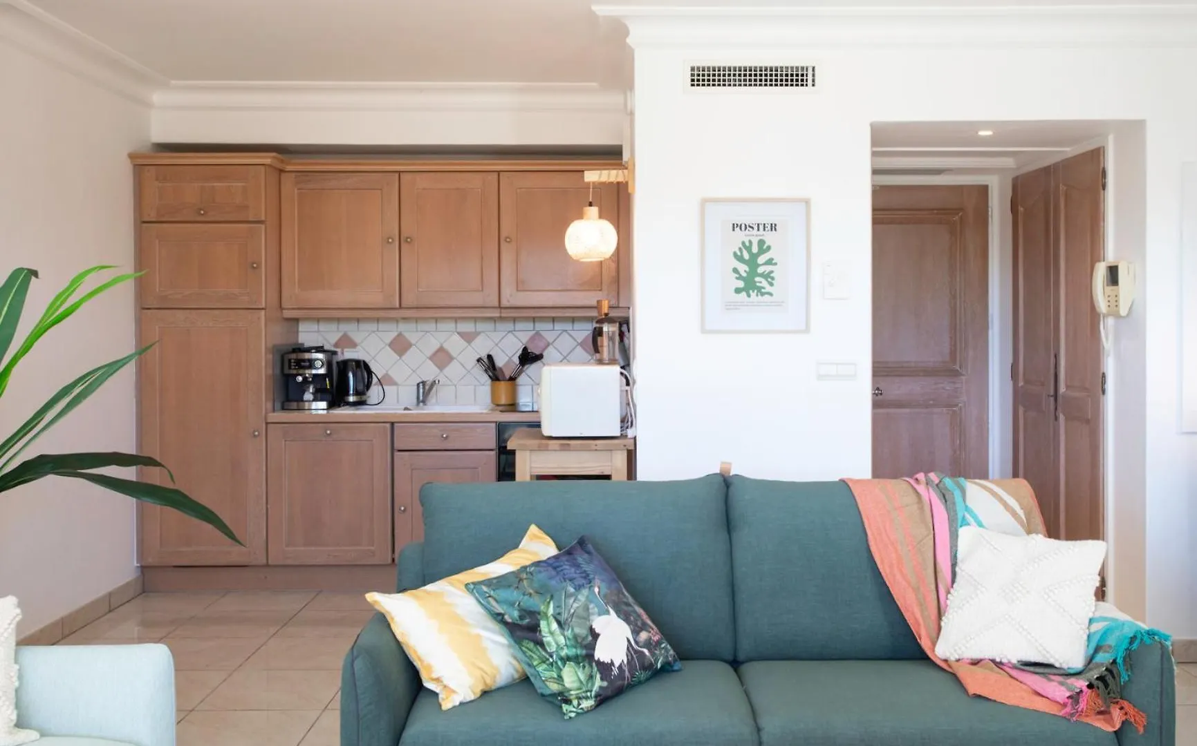 Apartmán A13 - 1 Bdr Garden Floor Fontonne - Ac, Pool & Parking Antibes