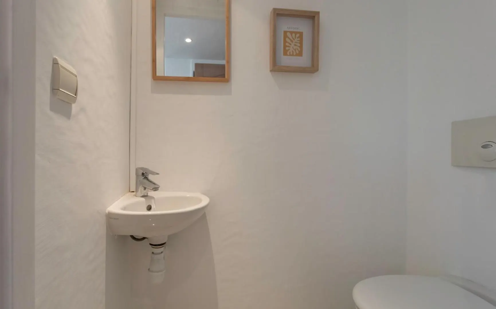 A13 - 1 Bdr Garden Floor Fontonne - Ac, Pool & Parking Apartment Antibes France