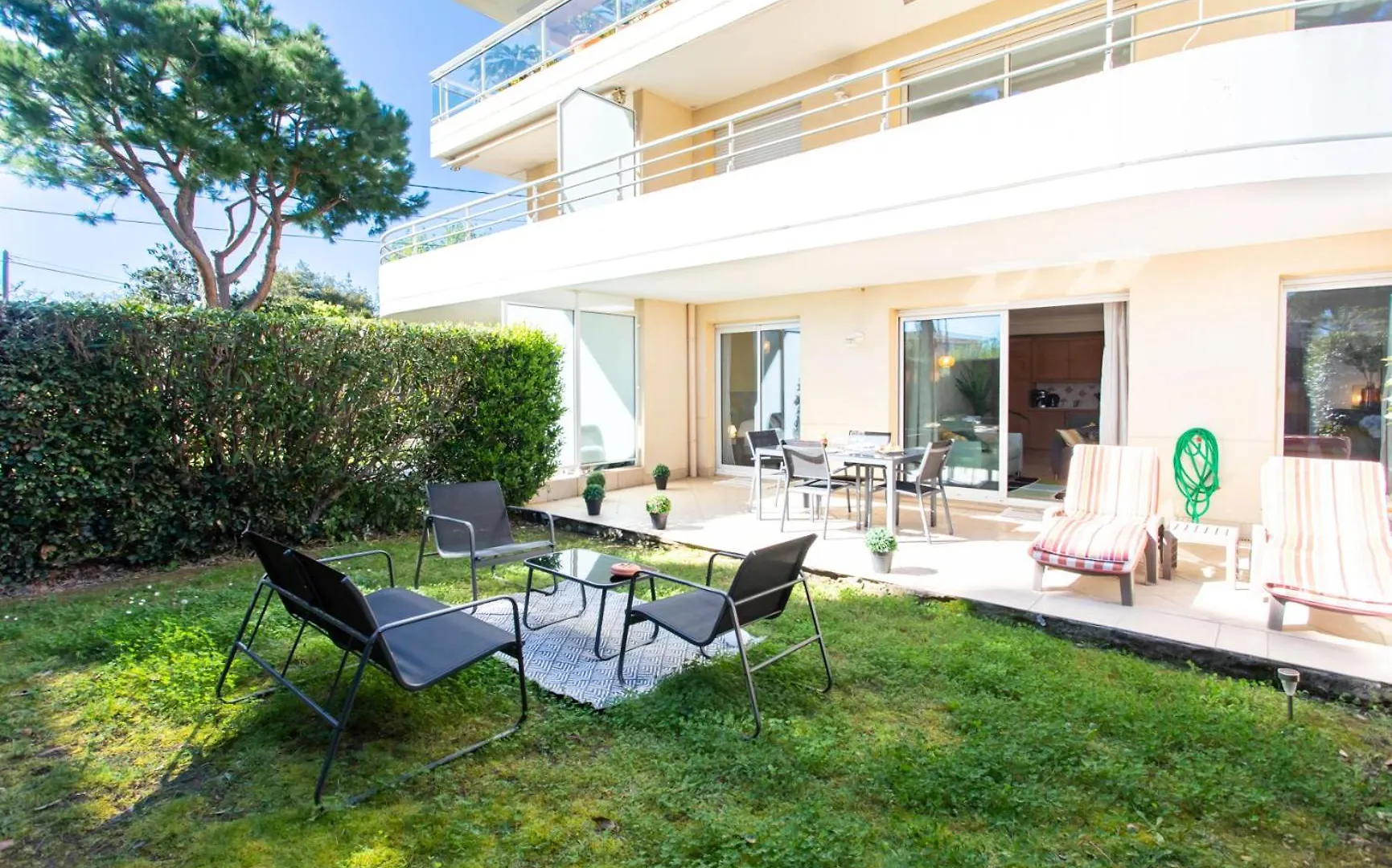 A13 - 1 Bdr Garden Floor Fontonne - Ac, Pool & Parking Apartment Antibes 0*,